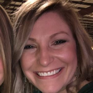 Meet your Posher, Rebekah